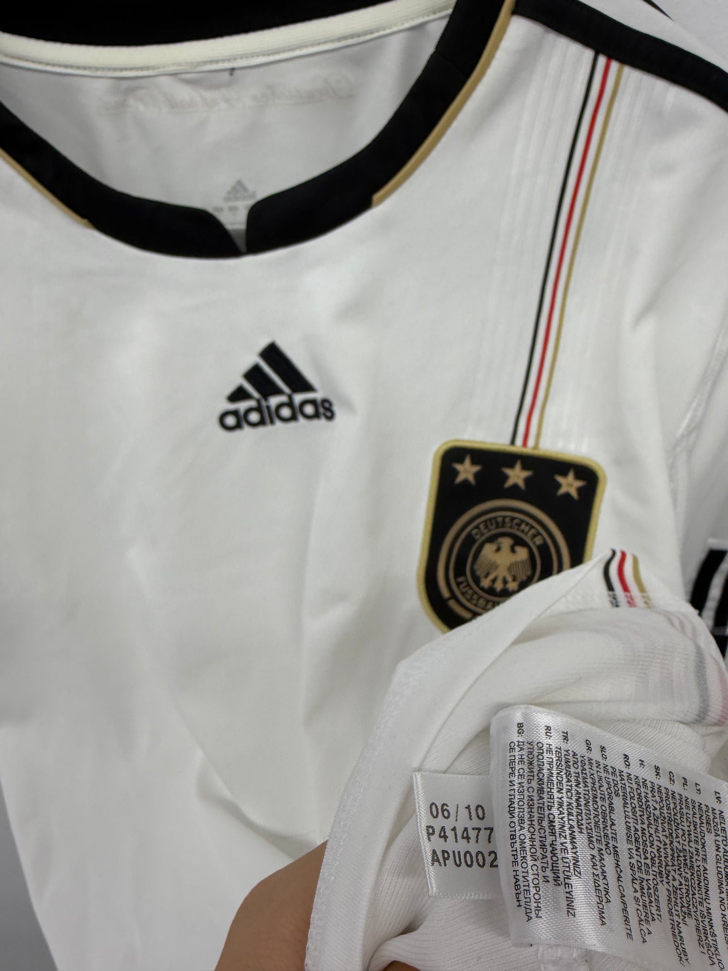 Germany 2010/2011 home football jersey adidas size L 10/10
