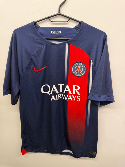Paris Saint-Germain 2023/24 home jersey size L 9.5/10