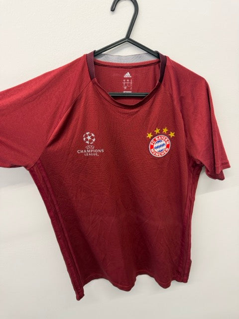 Adidas FC Bayern Munich 2016–17 UEFA Champions League training shirt size S 9/10