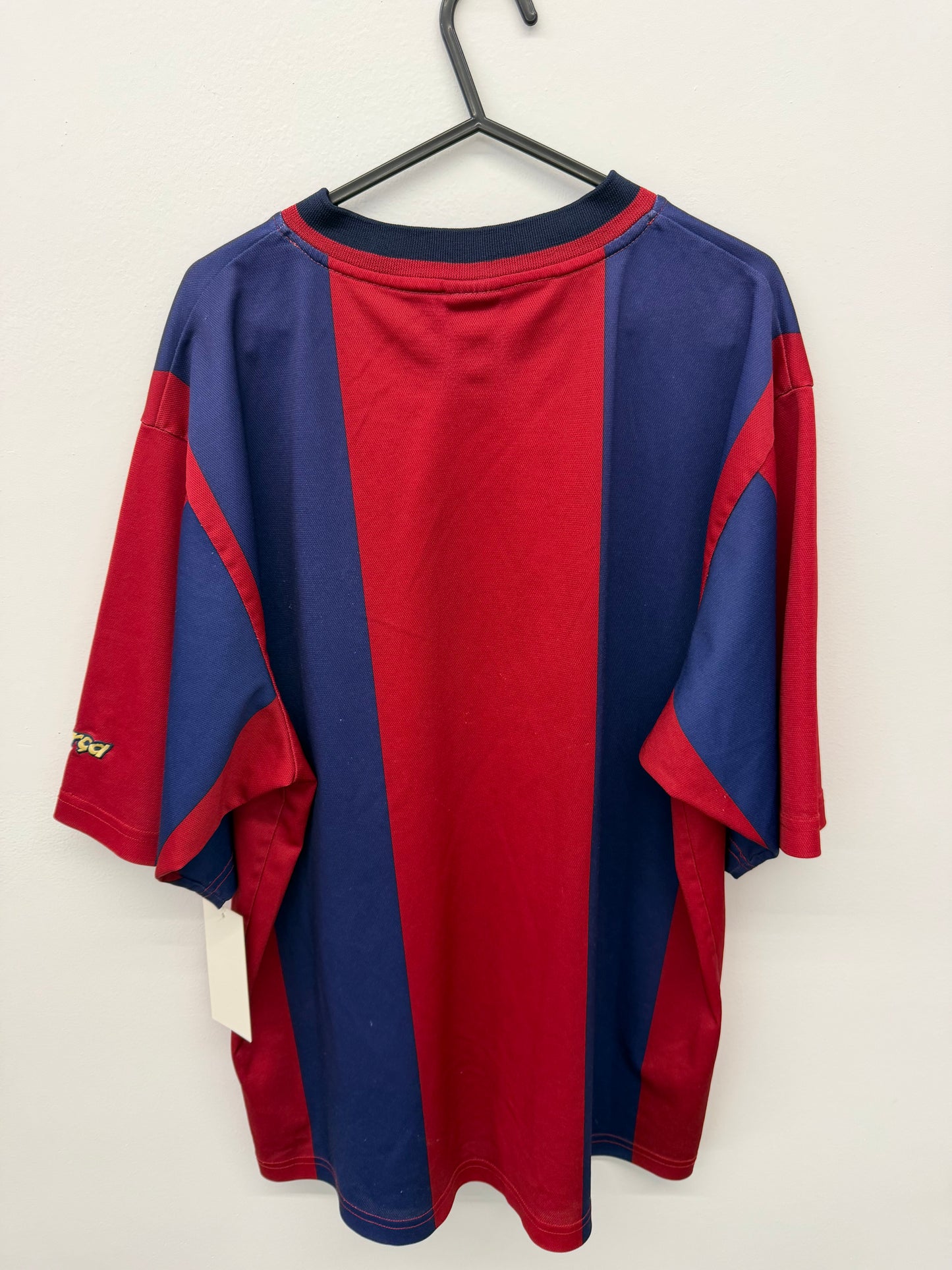 Barcelona Home football shirt 2000 Nike size L 9/10
