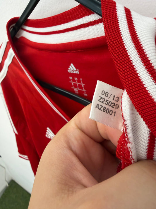Adidas FC Bayern Munich 2013-2014 size L 10/10