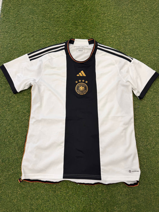 Germany 2022 home jersey Adidas size XL 10/10