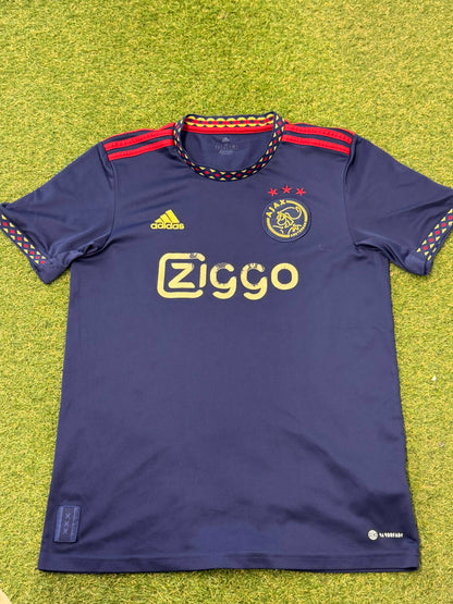Ajax 22/23 Away Shirt size M 7/10